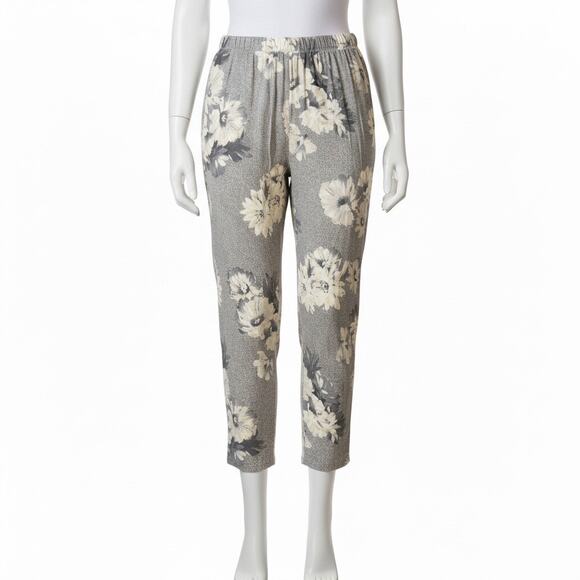 Simply Vera Wang Gray Floral Pajama Pants XL Sleepwear Lounge Soft Crop Capris - Picture 5 of 8